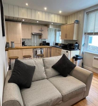 One Bedroom Apartment In The Centre Of Llandudno Exterior photo